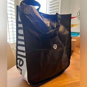 lululemon tote bag